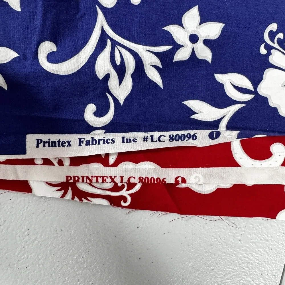 Printex Fabrics LC 80096 Hawaiian Hibiscus Fabric Remnants Red Royal Blue Floral